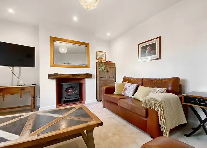 Middle Farm Cottage